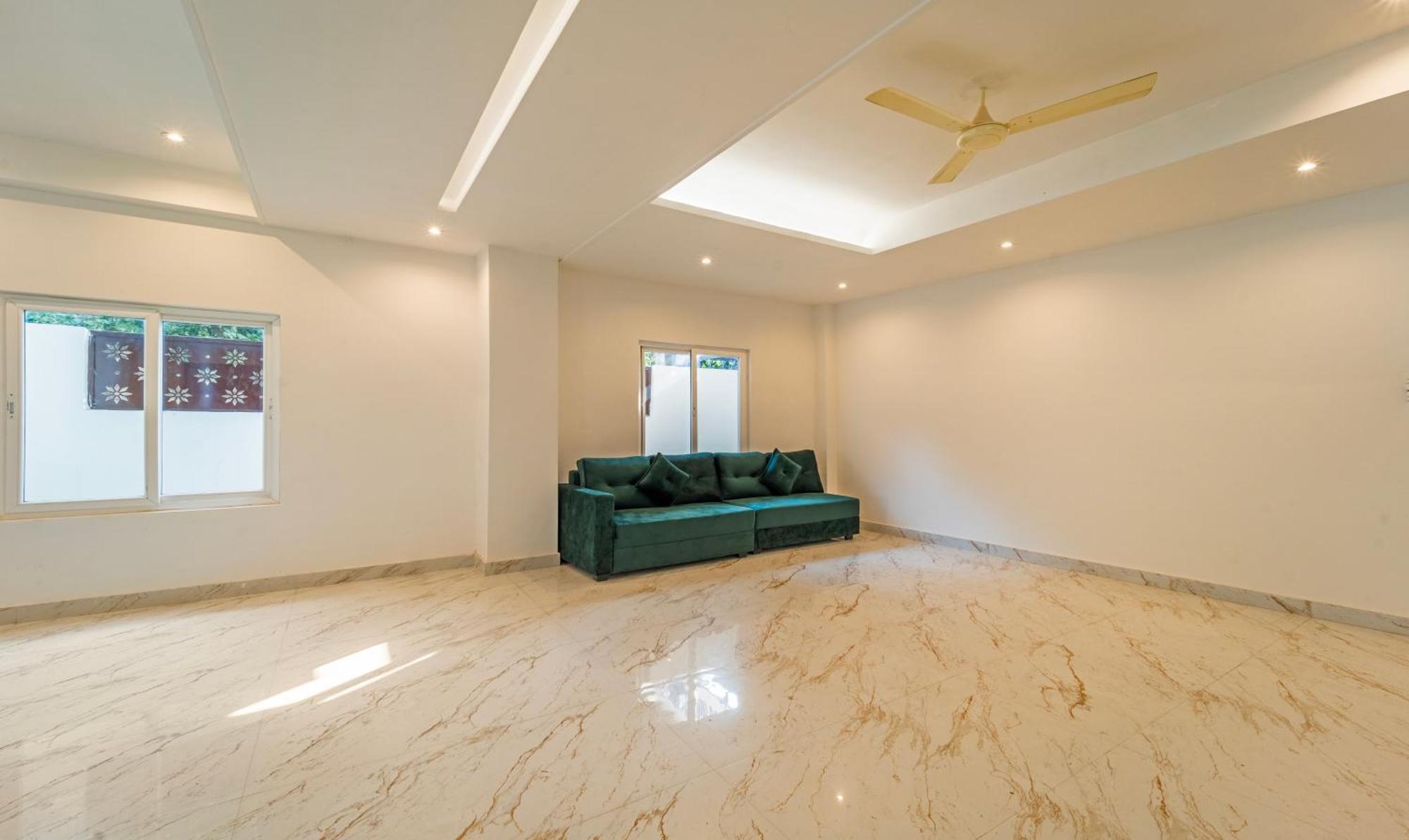 Treebo Raj Palace バラナシ エクステリア 写真